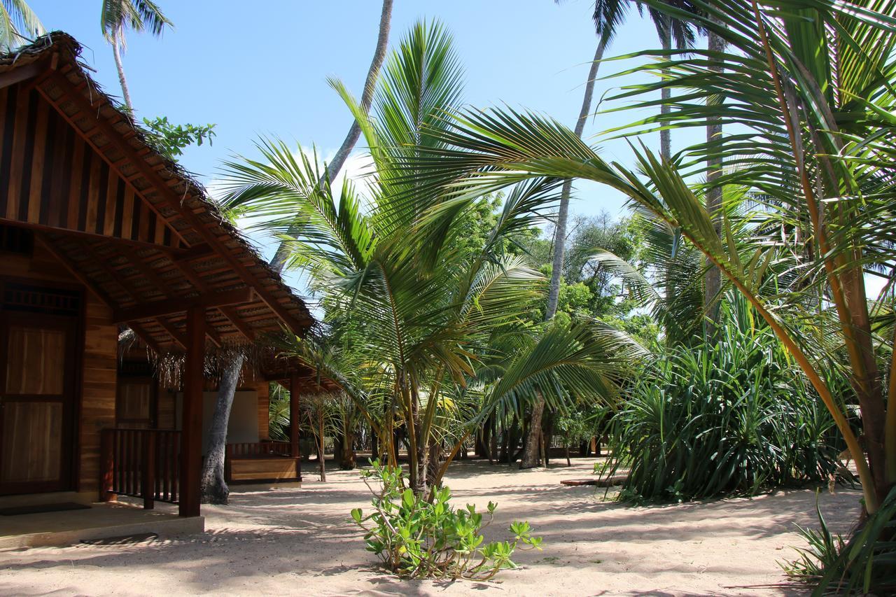 Shiva'S Beach Cabanas Tangalle Exterior foto