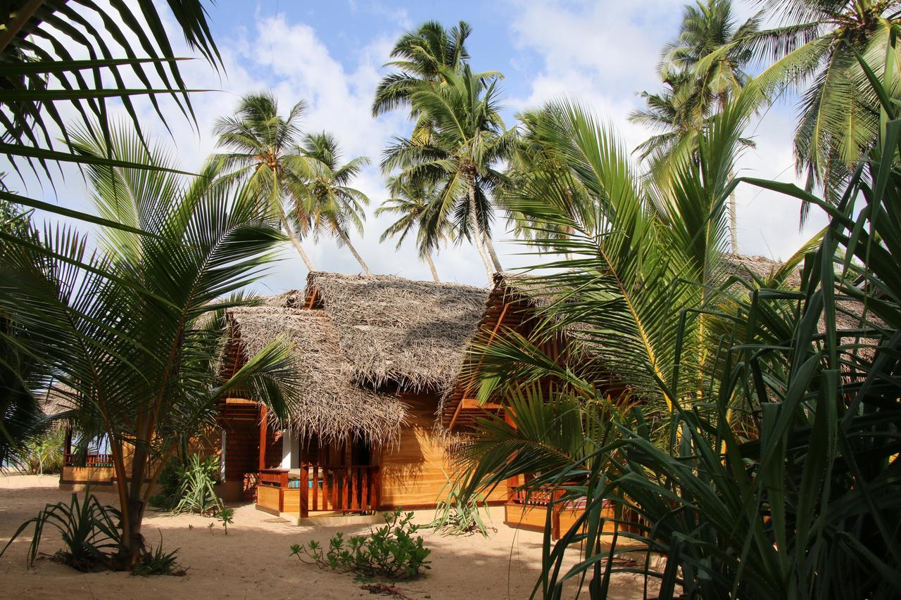 Shiva'S Beach Cabanas Tangalle Exterior foto