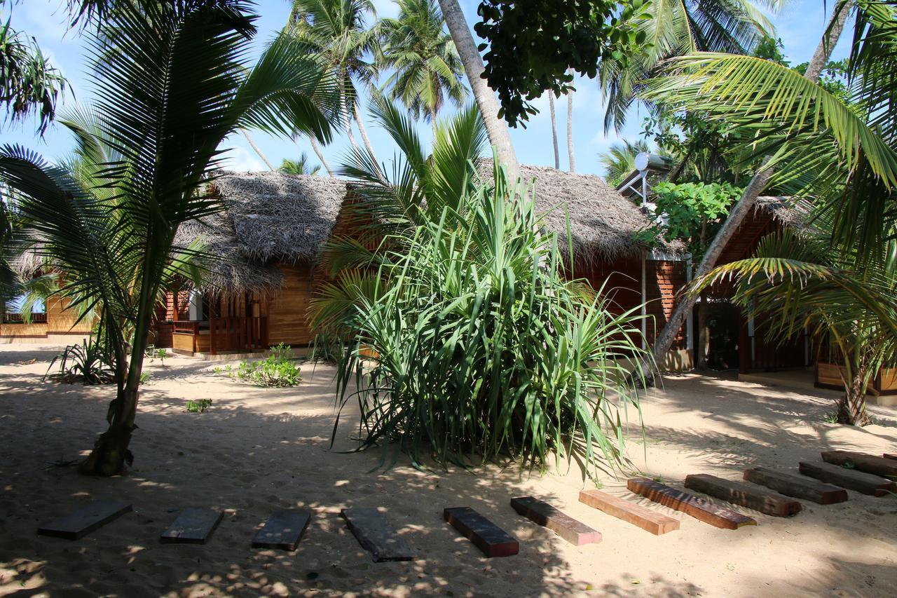 Shiva'S Beach Cabanas Tangalle Exterior foto