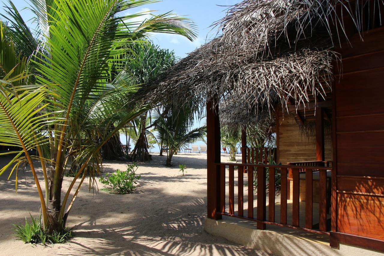 Shiva'S Beach Cabanas Tangalle Exterior foto